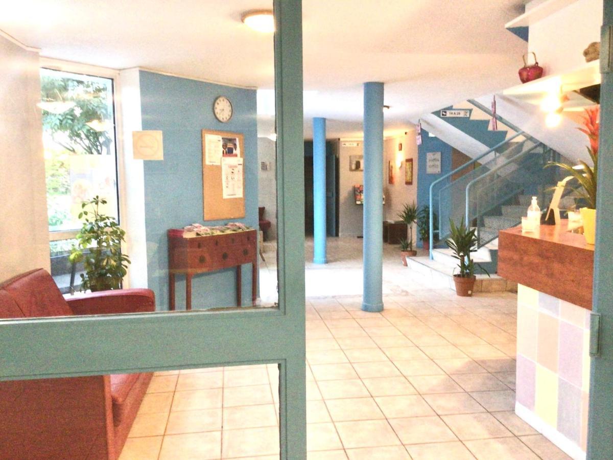 Confortel Avignon Tgv Hotell Exteriör bild