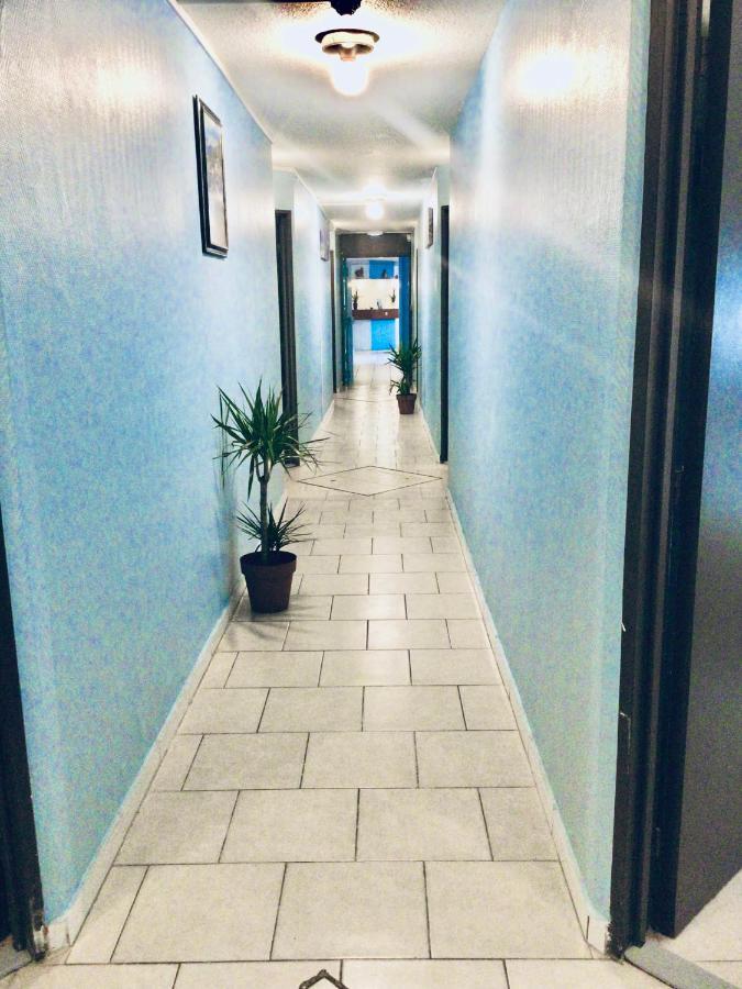 Confortel Avignon Tgv Hotell Exteriör bild