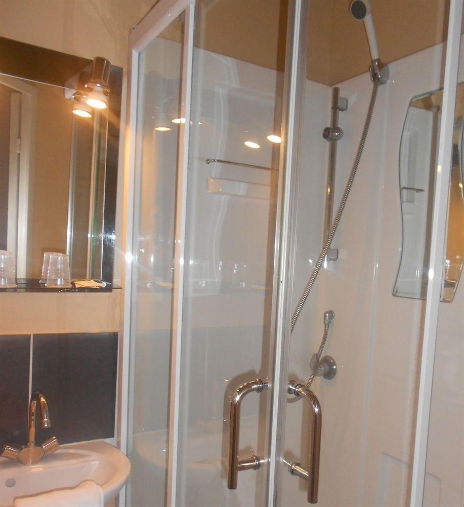 Confortel Avignon Tgv Hotell Exteriör bild